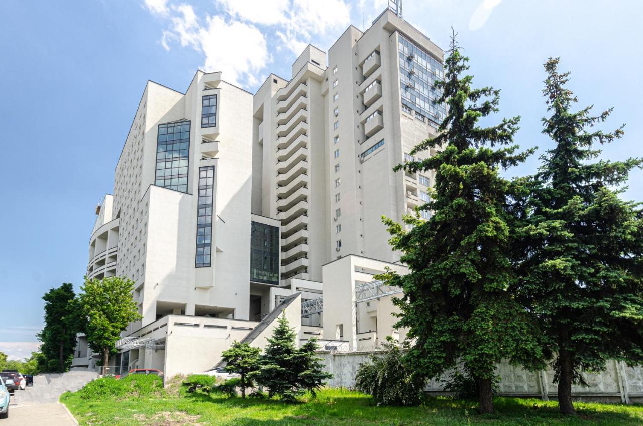 Petrovdom 5-25 In Cozy Apartment In Residential Complex "Beresteiskyi" Kyiv Exterior photo