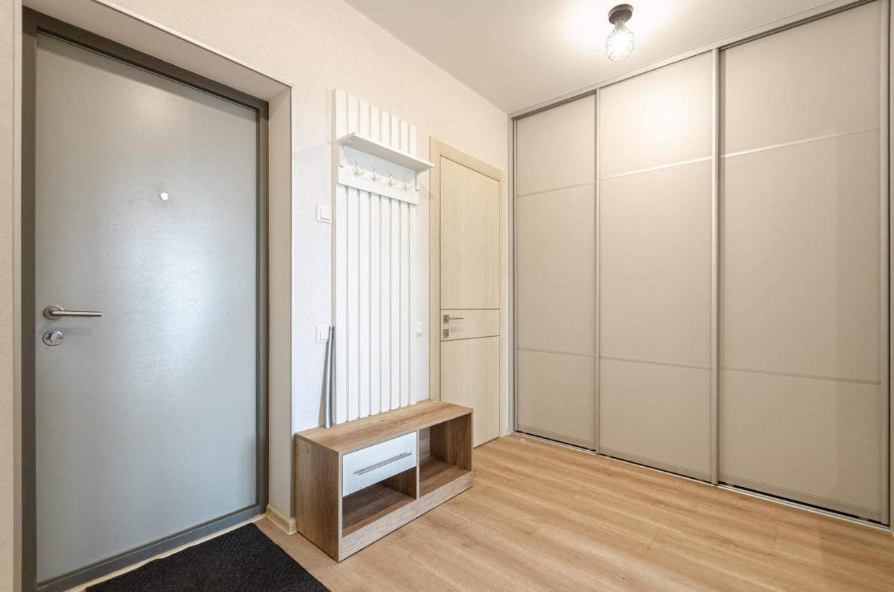 Petrovdom 5-25 In Cozy Apartment In Residential Complex "Beresteiskyi" Kyiv Exterior photo