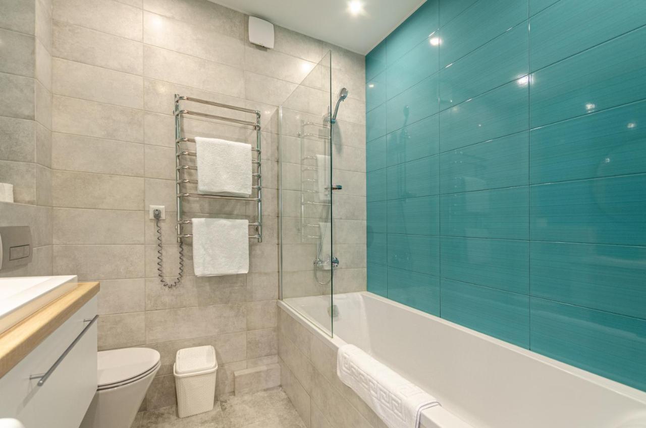 Petrovdom 5-25 In Cozy Apartment In Residential Complex "Beresteiskyi" Kyiv Exterior photo